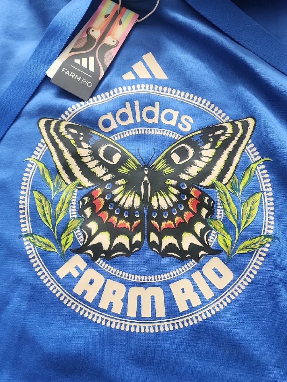 adidas Womens Farm Rio Hooded Sweatshirt NWT size Small - Picture 2 of 4